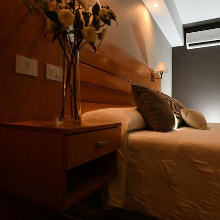 ฮาวเวิร์ด จอห์นสัน รีสอร์ต แอนด์ คอนเวนชั่น เซ็นเตอร์ ซานฟรานซิสโก Hotel ภายนอก รูปภาพ