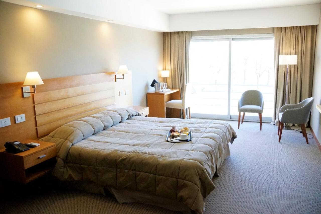 ฮาวเวิร์ด จอห์นสัน รีสอร์ต แอนด์ คอนเวนชั่น เซ็นเตอร์ ซานฟรานซิสโก Hotel ภายนอก รูปภาพ