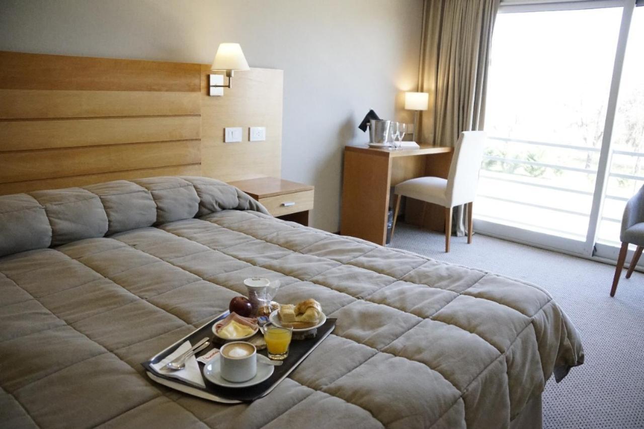 ฮาวเวิร์ด จอห์นสัน รีสอร์ต แอนด์ คอนเวนชั่น เซ็นเตอร์ ซานฟรานซิสโก Hotel ภายนอก รูปภาพ