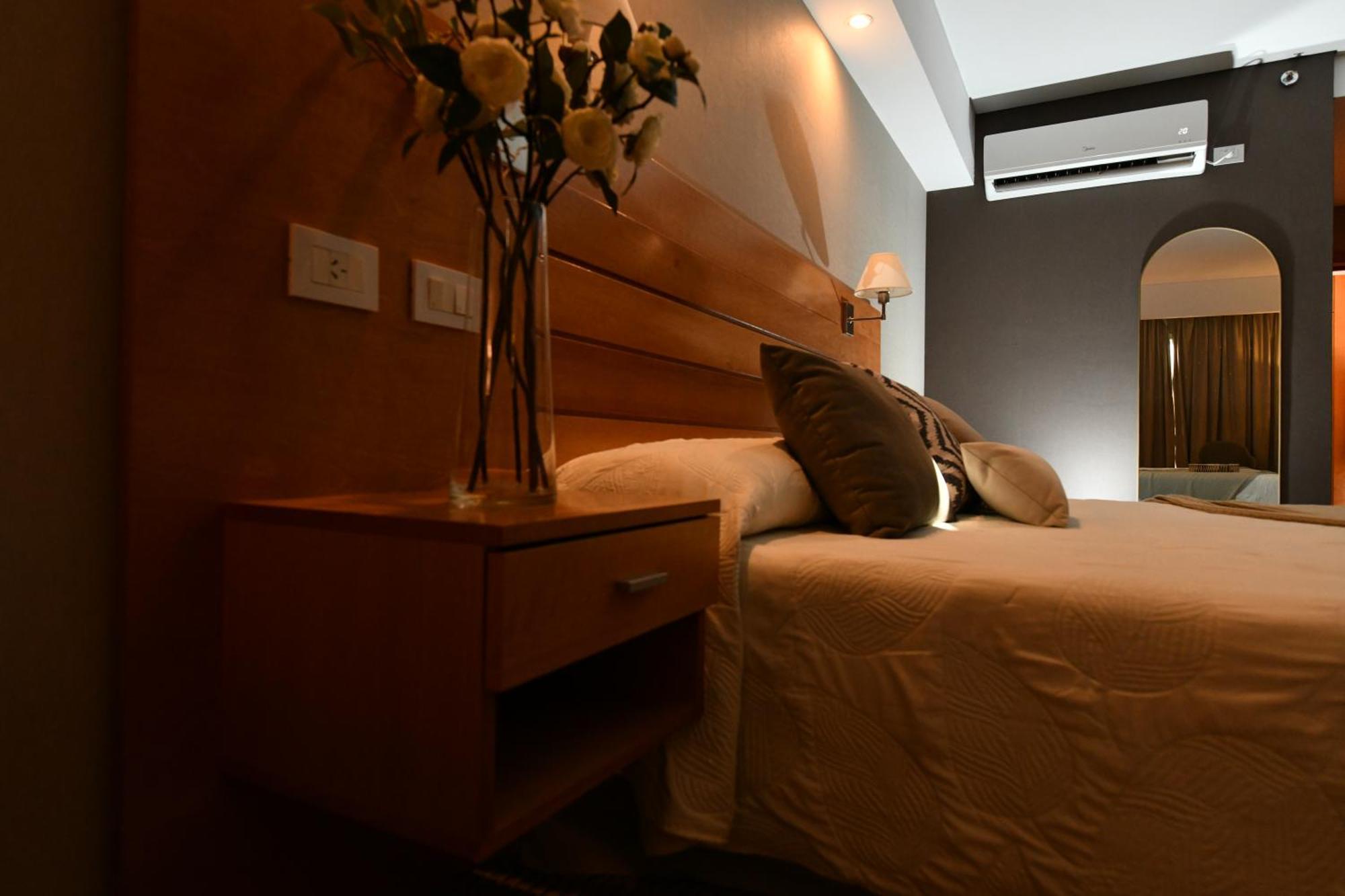 ฮาวเวิร์ด จอห์นสัน รีสอร์ต แอนด์ คอนเวนชั่น เซ็นเตอร์ ซานฟรานซิสโก Hotel ภายนอก รูปภาพ