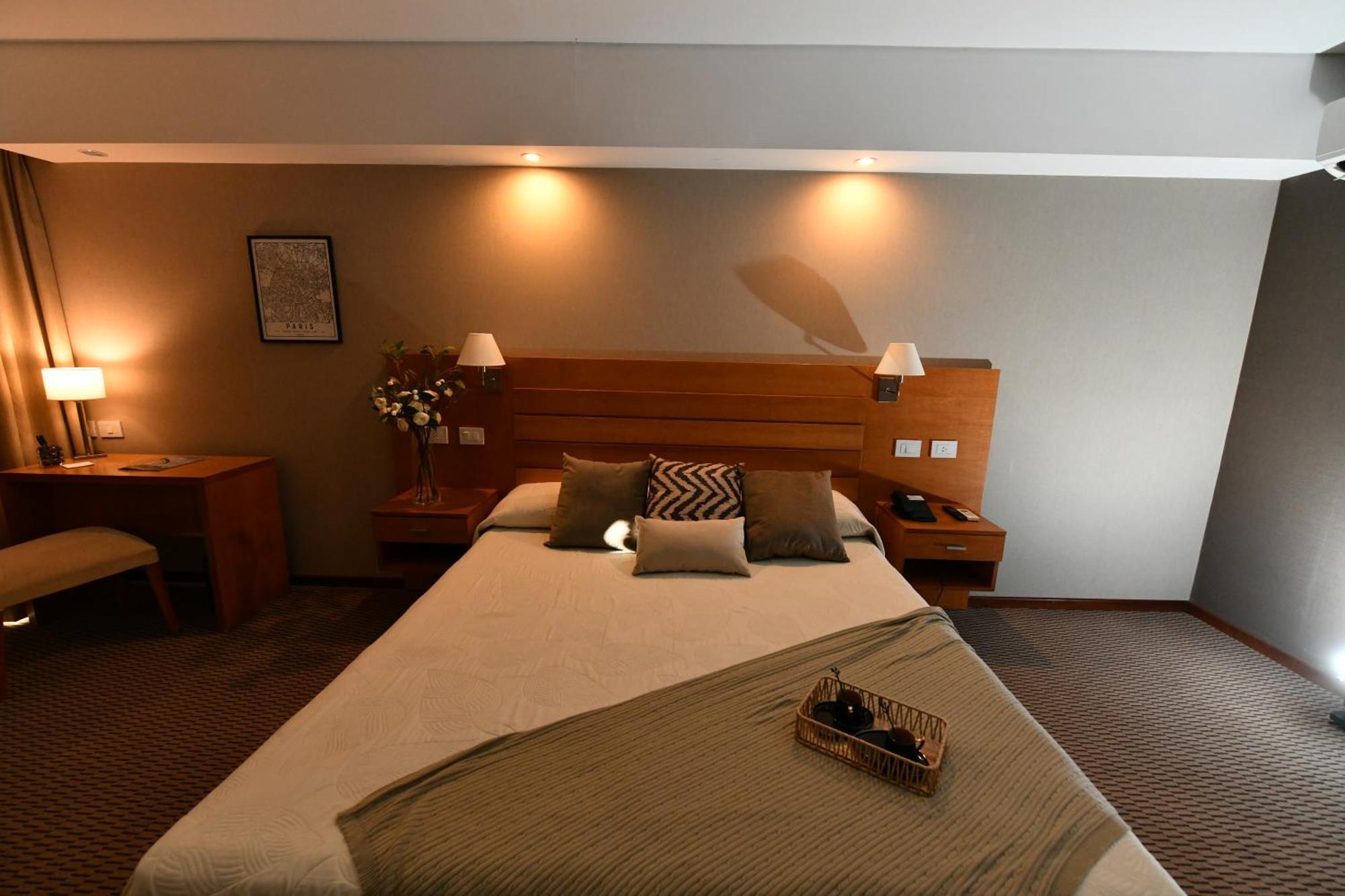 ฮาวเวิร์ด จอห์นสัน รีสอร์ต แอนด์ คอนเวนชั่น เซ็นเตอร์ ซานฟรานซิสโก Hotel ภายนอก รูปภาพ