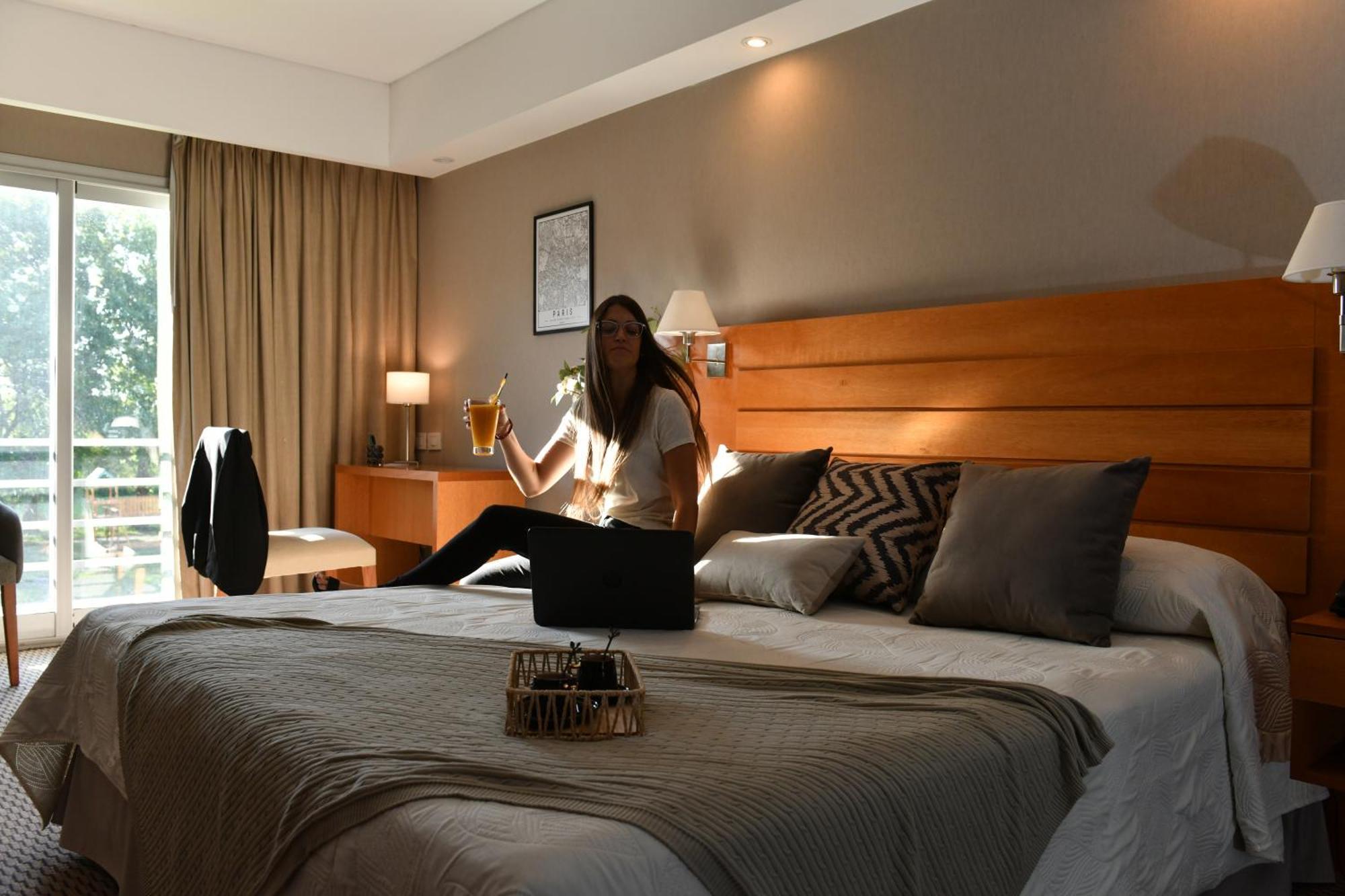 ฮาวเวิร์ด จอห์นสัน รีสอร์ต แอนด์ คอนเวนชั่น เซ็นเตอร์ ซานฟรานซิสโก Hotel ภายนอก รูปภาพ