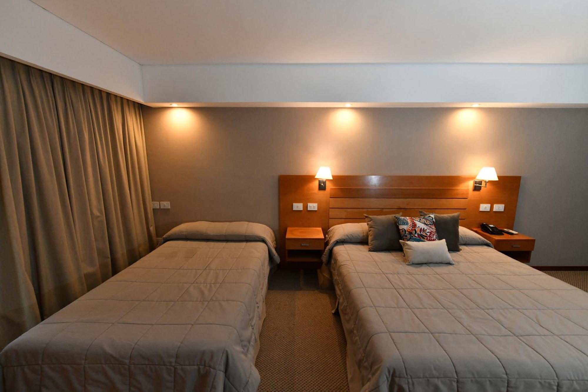 ฮาวเวิร์ด จอห์นสัน รีสอร์ต แอนด์ คอนเวนชั่น เซ็นเตอร์ ซานฟรานซิสโก Hotel ภายนอก รูปภาพ